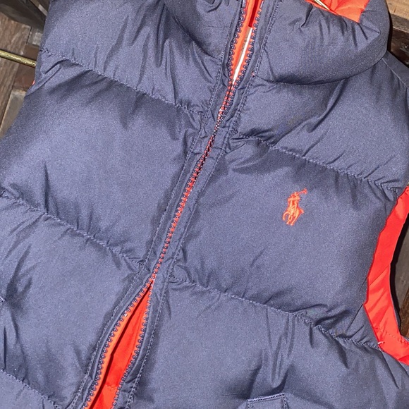 Vest - Picture 1 of 7